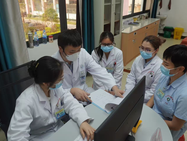 跨越700公里！深圳援桂专家谢天为当地中医诊疗注入新活力