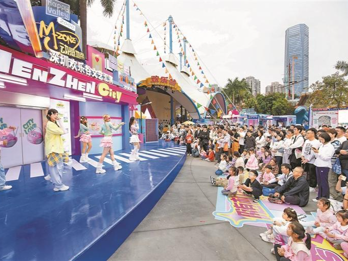 无人机“飞奔”送餐，机器人“现磨”咖啡， “五一”假期来深圳景区体验“硬核科技浪漫”