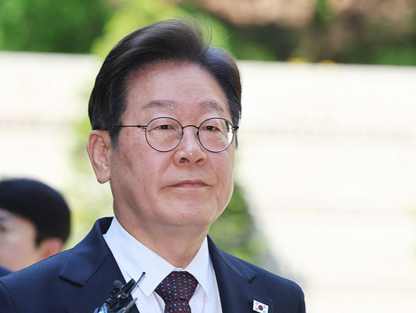 韩国最大在野党要求推迟重审李在明案