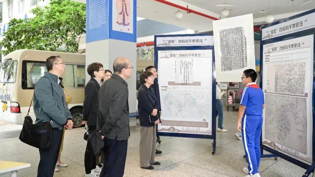 学生当策展人、双师上云课……宝安博物馆让孩子把文物学 “活”了