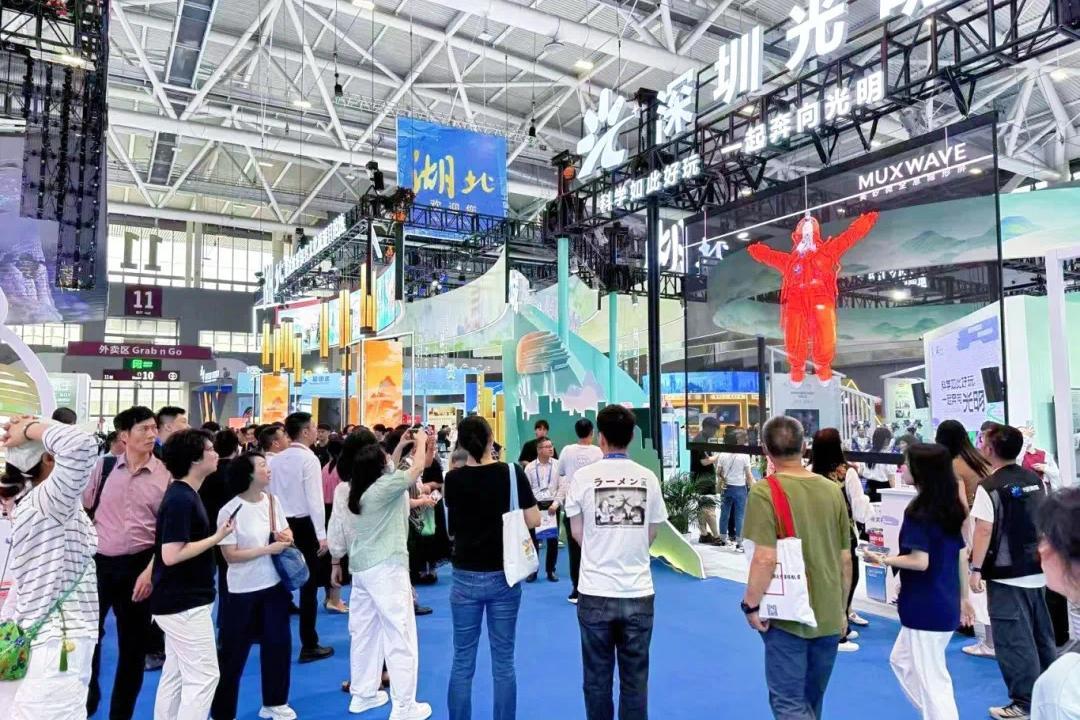 接待总人数约10万人次，文博会光明区精彩绽放
