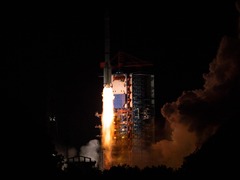 我国成功发射通信技术试验卫星十九号