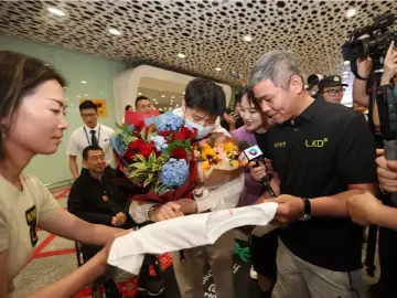 独家视频 | 世界冠军赵心童回到深圳，“下一个目标：大满贯！”