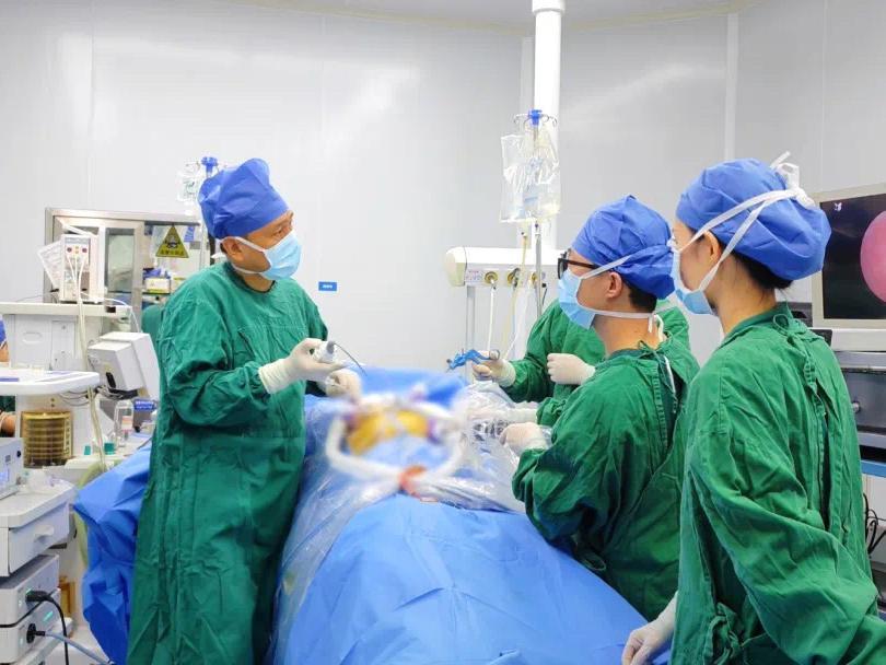 十年结石隐痛终化解，一位一线工作者的胆囊健康“突围记”