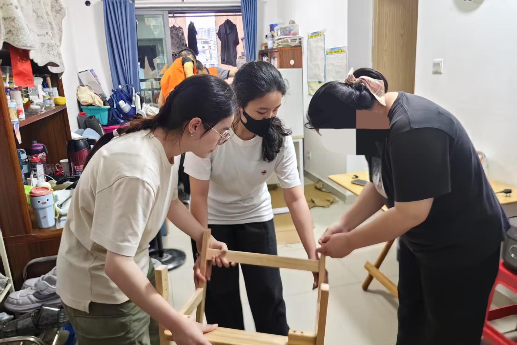 居家焕新礼包送上门，民治街道妇联推进“家庭成长计划”公益项目
