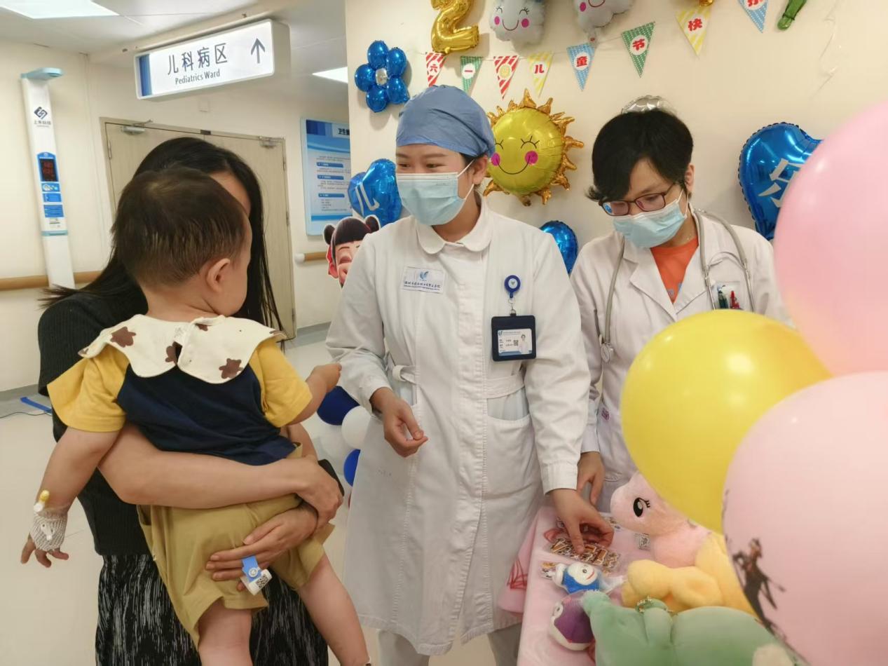 前海蛇口自贸区医院儿科消化病区举办六一儿童节特别活动