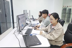 新华全媒头条丨群英聚天山 携手筑梦想——新时代青年扎根新疆建功立业观察（3）