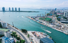 海南三亚首条水下隧道工程提速推进（1）