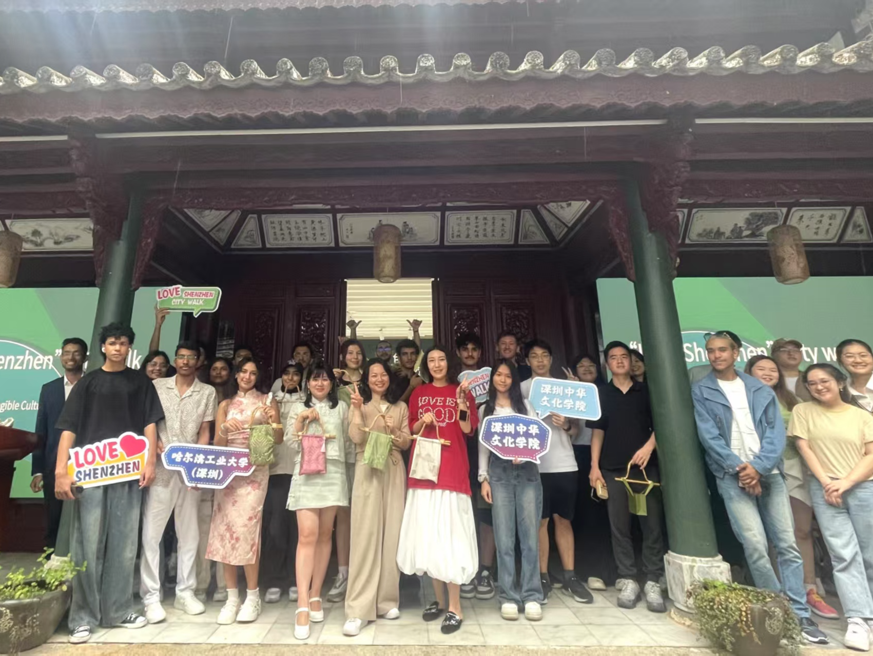 首场外国留学生“Love Shenzhen”City Walk成功举办
