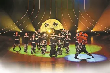 深圳人的艺术季是“一年四季”