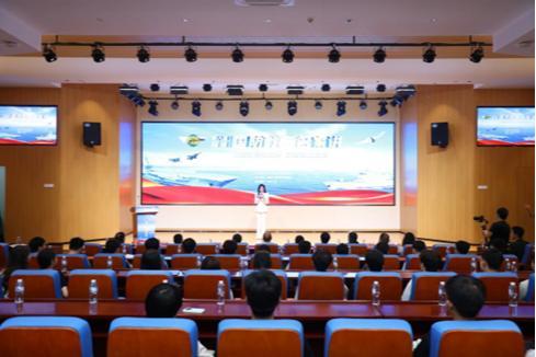 第六届“深圳国防教育名家讲”在深圳大学举行