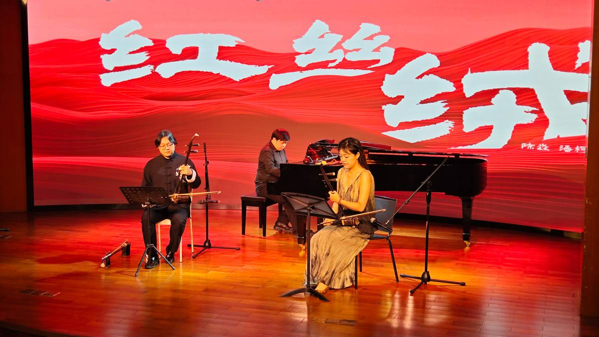 “周末剧场”周周有约！西乡410乐队用音乐奏响仲夏夜空