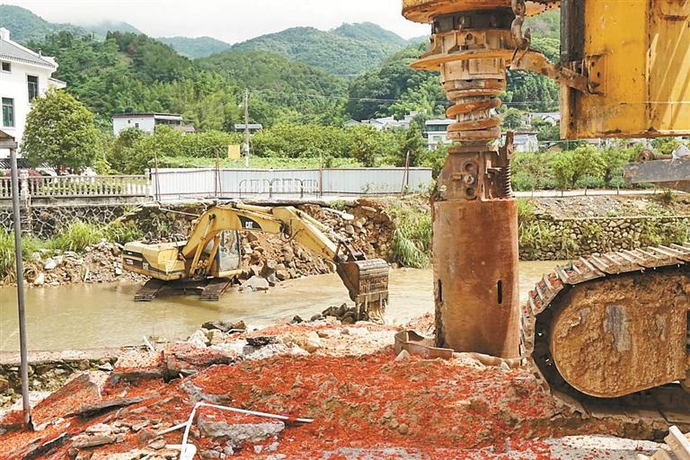深圳市、宝安区慈善会资助梅州平远县差干镇湖洋村村口桥灾后重建