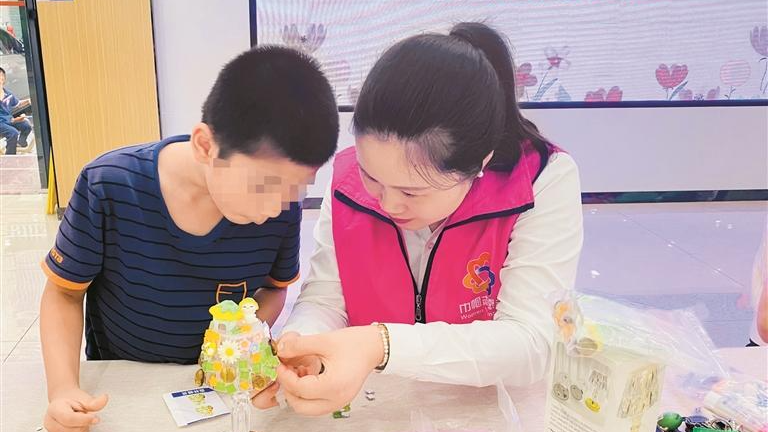 “爱心妈妈”见面会温情启幕！民治民强社区助困境儿童成长
