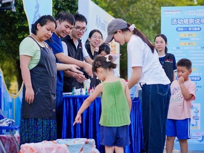 2025年坪山区“安全宣传咨询日”活动举办