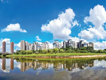 龙华区：在进一步全面深化改革中实现龙华新飞跃