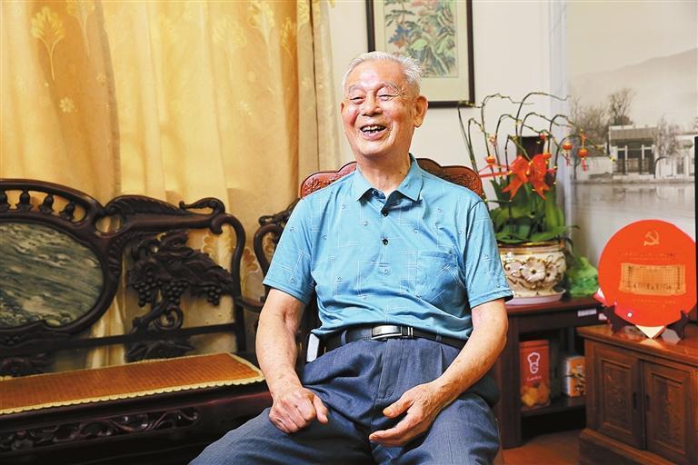 宝安口述史（第二季）|陈干万：在宝安的海滩上建起全国首个“自己的机场”