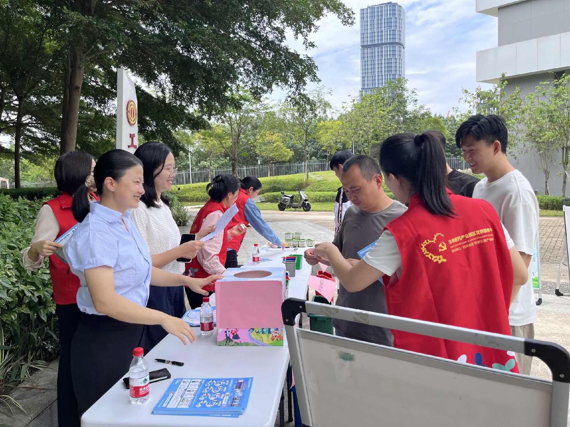 坑梓街道开展环保宣传活动，创新形式助力绿色发展