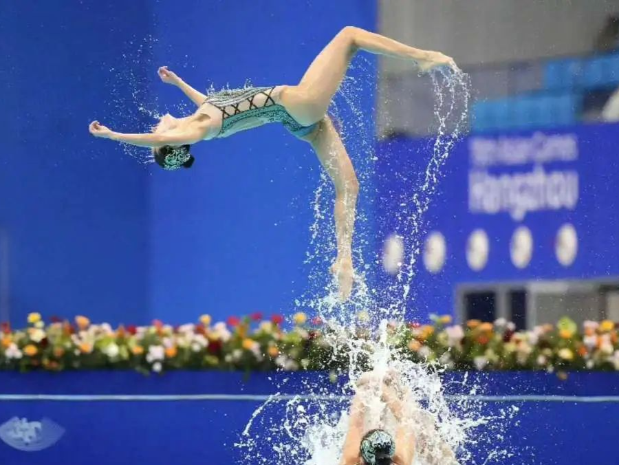 乒超联赛激战正酣，中国队明起出战男排、花游，观赛指南→