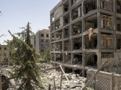 以色列袭击致伊朗935人死亡