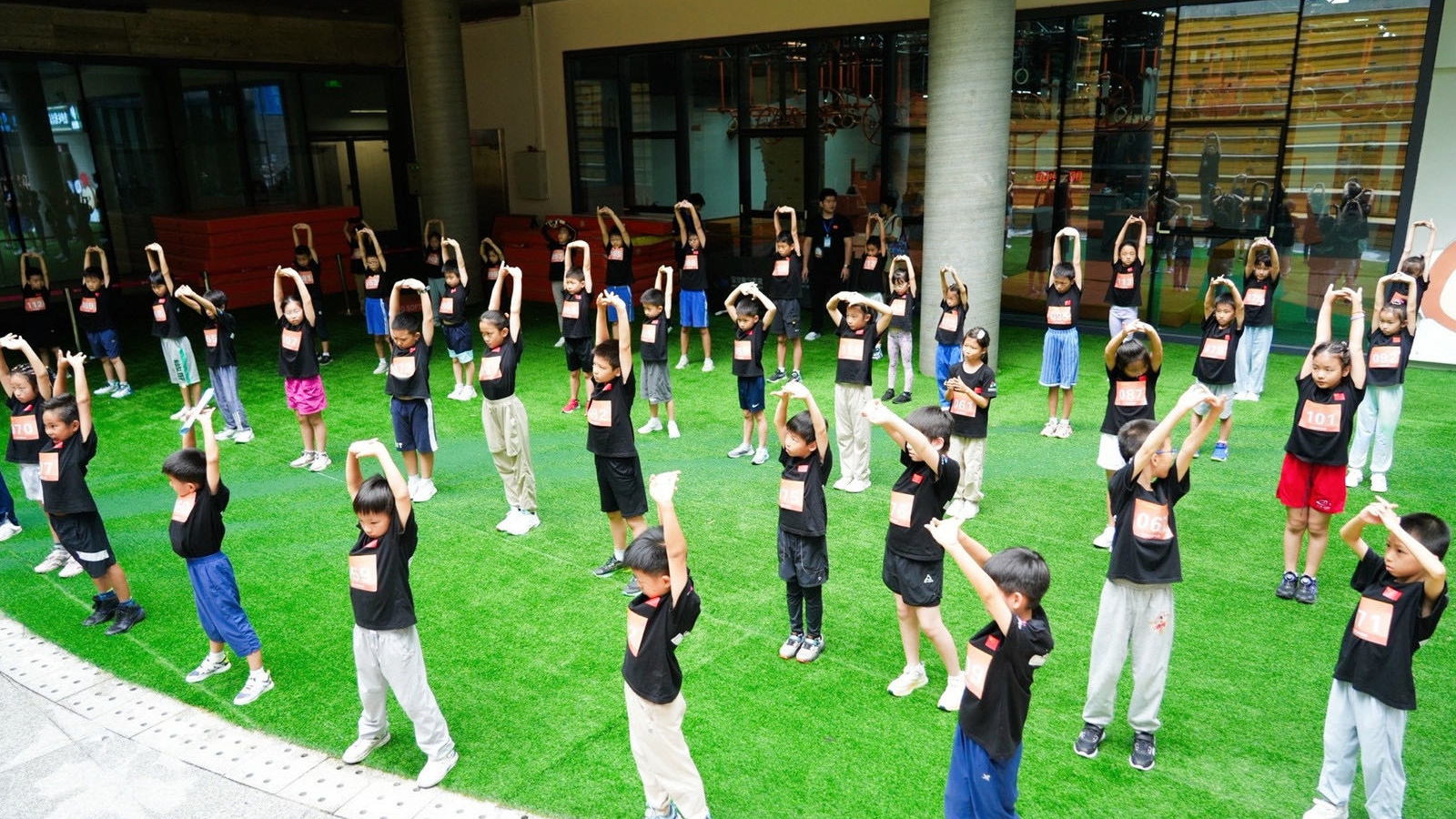 首届“宝安青少年宫杯”体能挑战赛火热收官