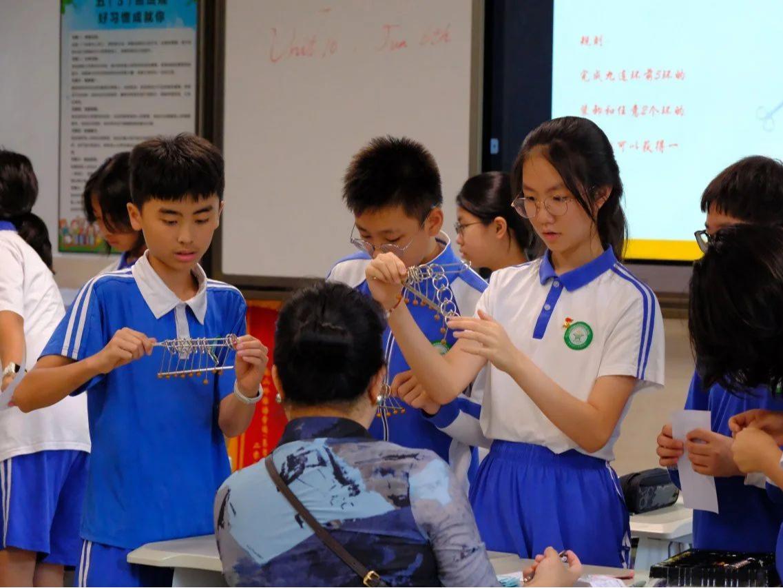 趣味遨游数学天地！南外二实举行第十三届“数学游戏”嘉年华