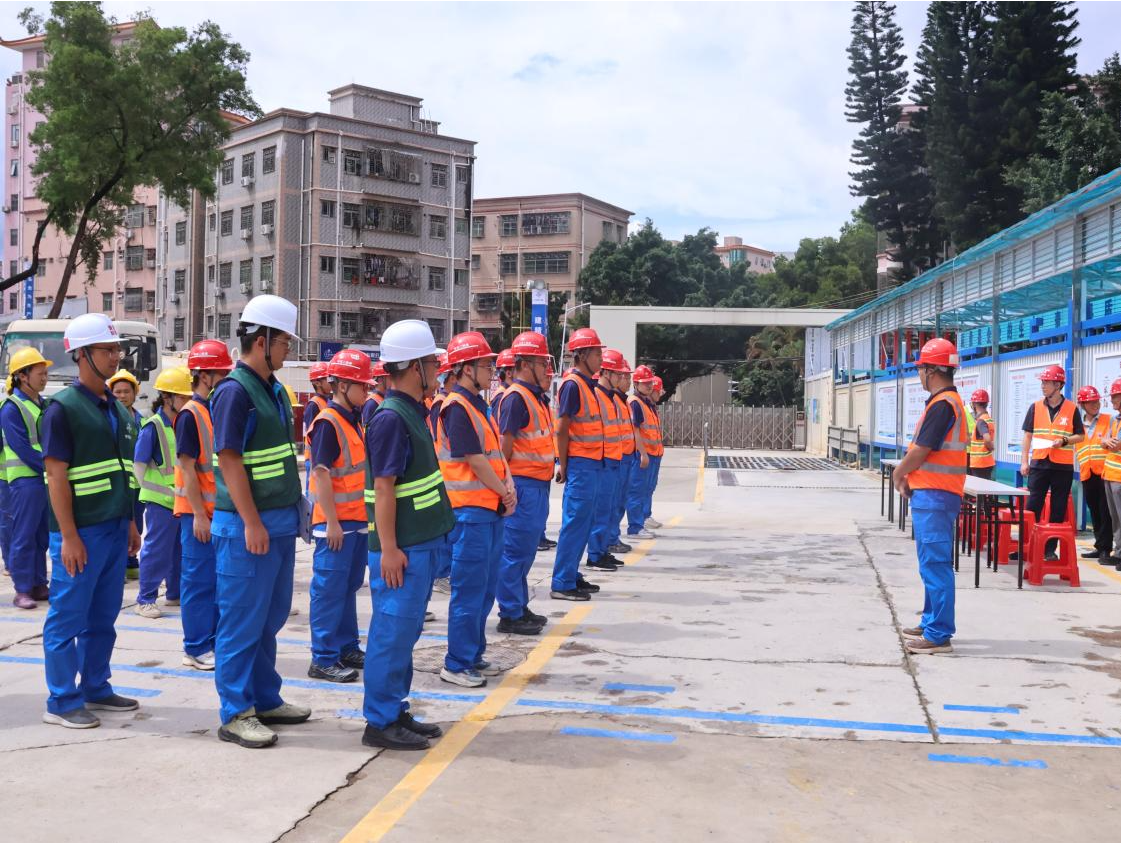 深圳地铁17号线17103标土建二工区环境污染事件应急演练活动