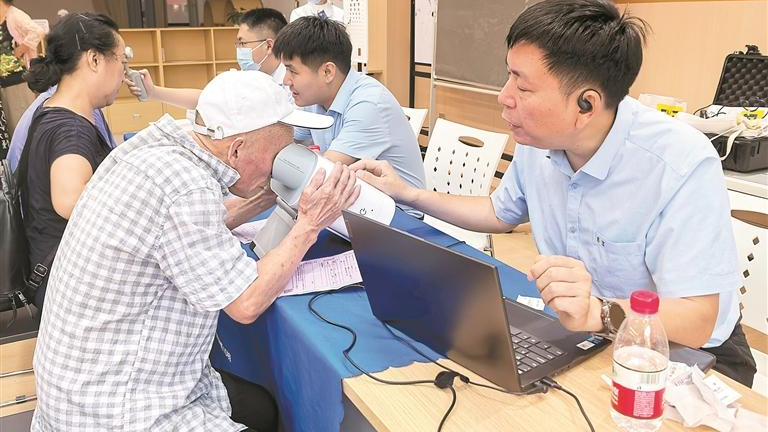 福永怀德社区长者义诊活动受欢迎
