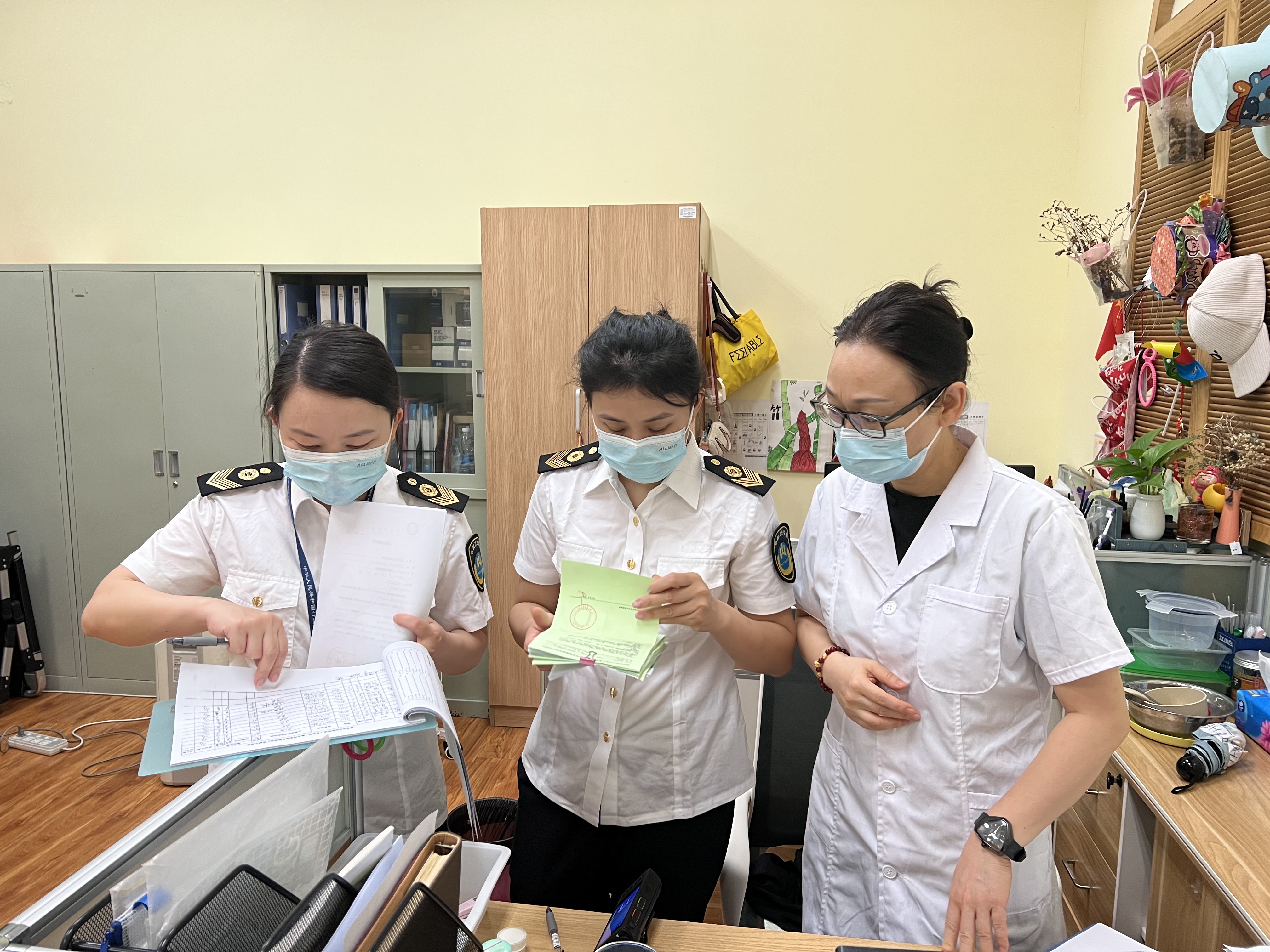 南山区卫健部门对33所中考考点开展卫生监督保障