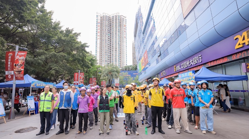 护航配送之路！新安街道开展物流外卖行业交通安全宣传