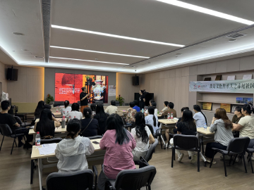 南园街道赤尾社区非遗珐琅开课，居民巧手“掐”出文化传承