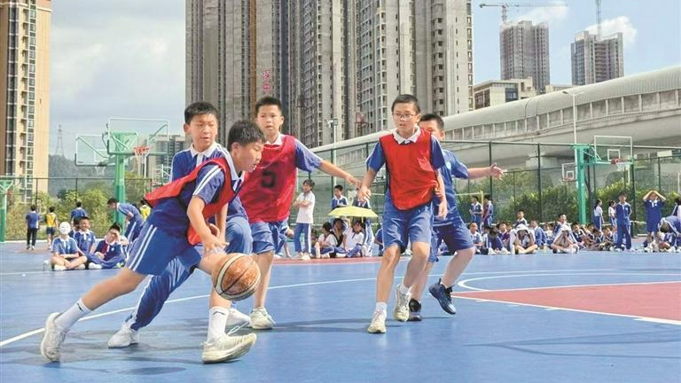 凤凰城实验学校举办“扬美杯”篮球争霸赛