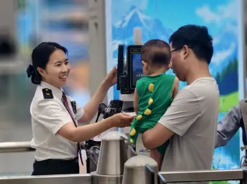 端午假期，深圳北站为旅客提供暖心保障