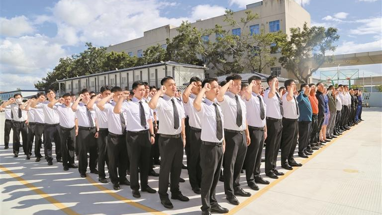 守护空港要地！深圳宝安国际机场组织基干民兵点验