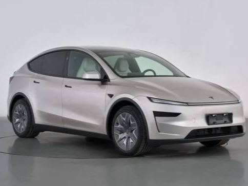 特斯拉推出大六座Model Y L，李斌、李想纷纷回应