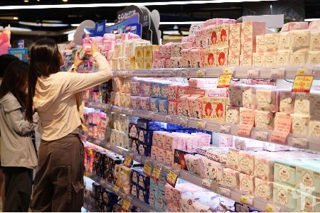 一次性使用卫生用品“新国标”落地，消费者该如何选购？
