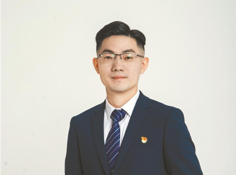 我是深二代 | 职教金牌教练古君彬：与时间赛跑的产教融合“全能”教师