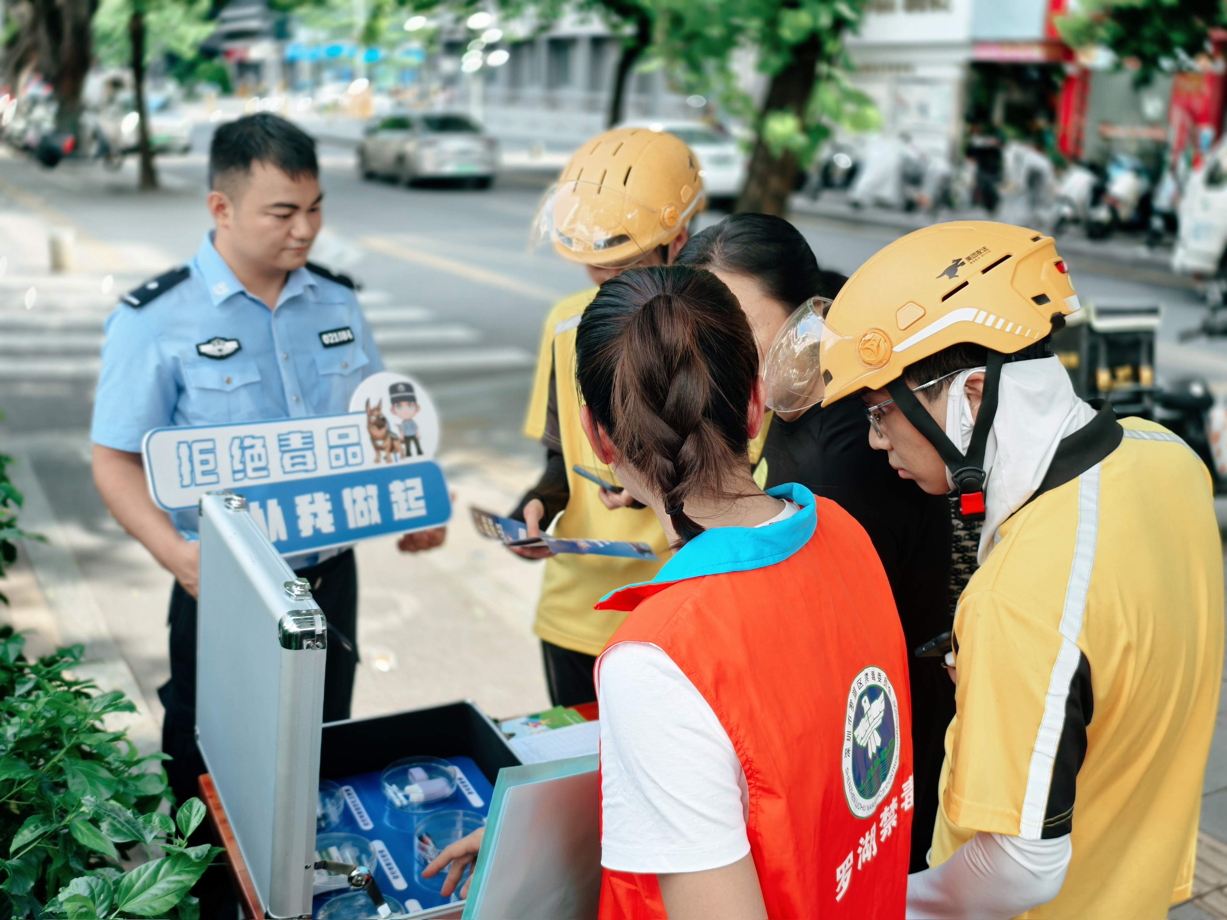 桂园街道开展禁毒主题宣教活动，新业态群体共筑无毒屏障