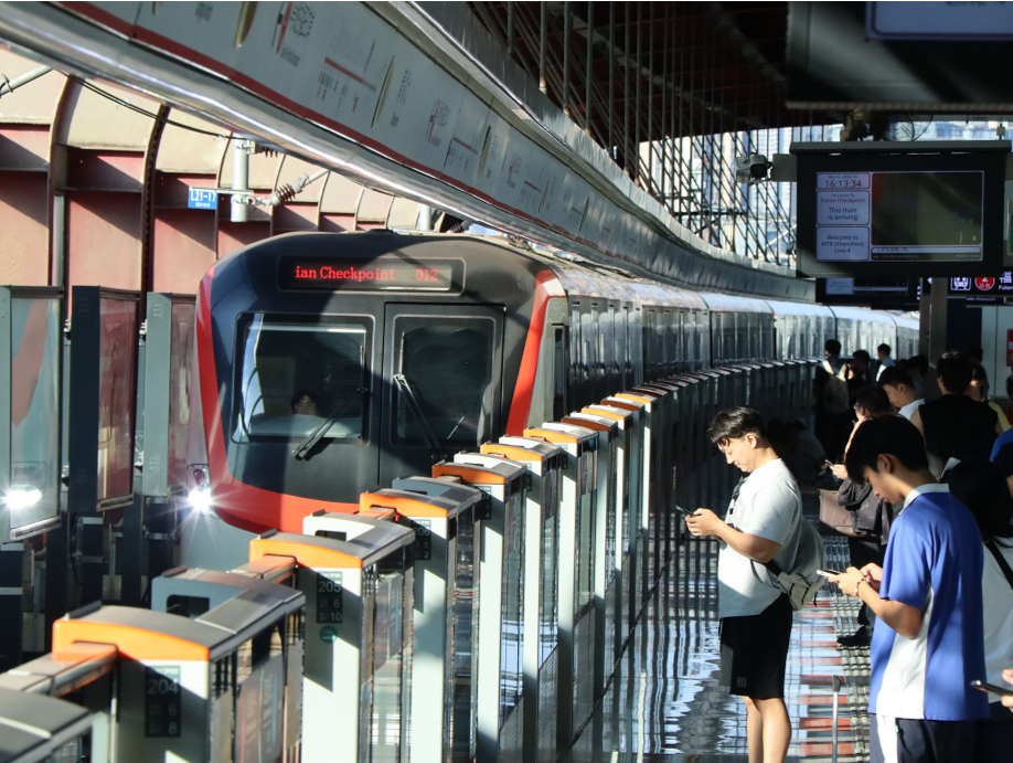 港铁（深圳）暑运服务升级，市民游客乘车更便捷更舒心