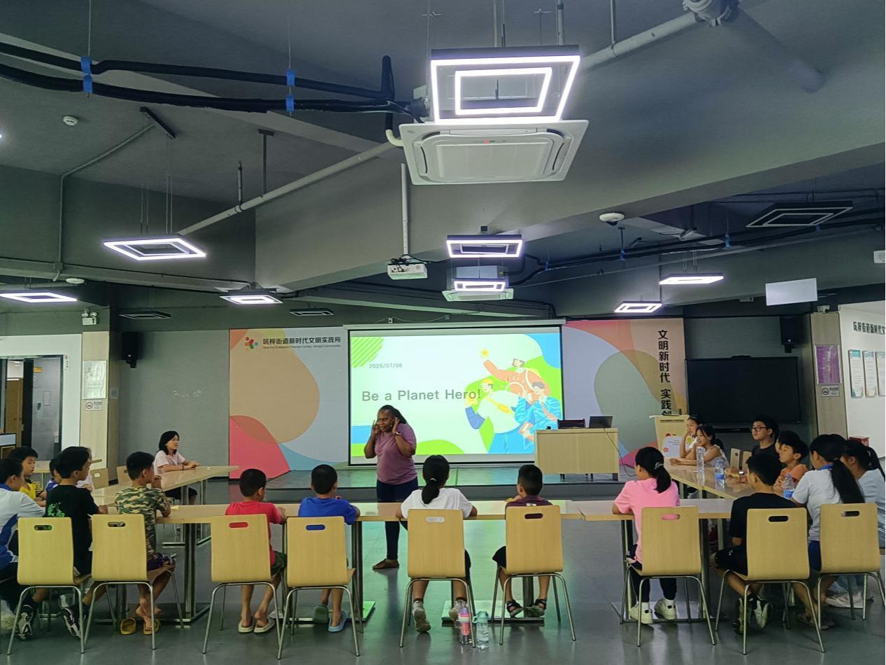 趣味教学赋能，坑梓街道英语角让萌娃争当“地球守护者”