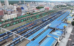 中欧班列东通道满洲里铁路口岸累计通行量突破30000列（3）#