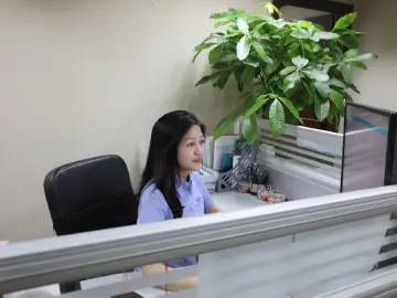 【学习身边榜样】优秀党务工作者｜董婷：数字赋能投资管理，党建引领业务攻坚