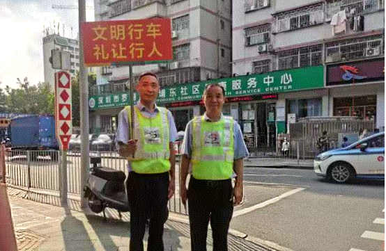 深圳巴士集团开展交通安全宣导志愿服务活动