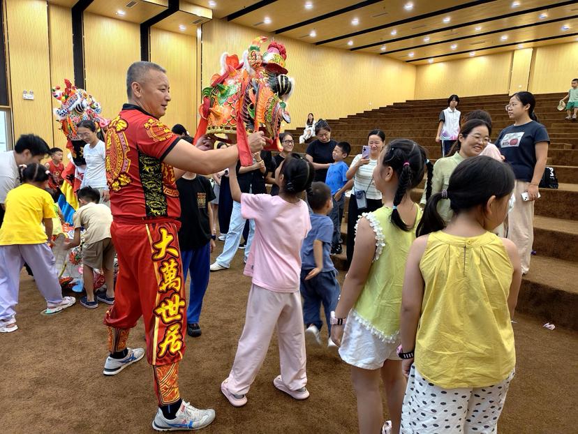 非遗一起“趣”体验！马峦街道暑期文化活动精彩绽放