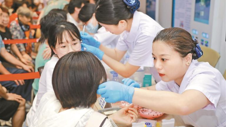 光明区专家支招助居民有效应对失眠