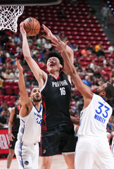 （体育）（9）篮球——NBA夏季联赛：杨瀚森首秀 开拓者胜勇士