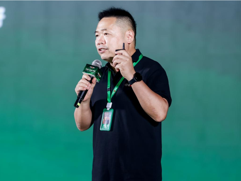 叮咚买菜创始人兼CEO梁昌霖：不参与内卷，专注“一寸窄、一公里深”  