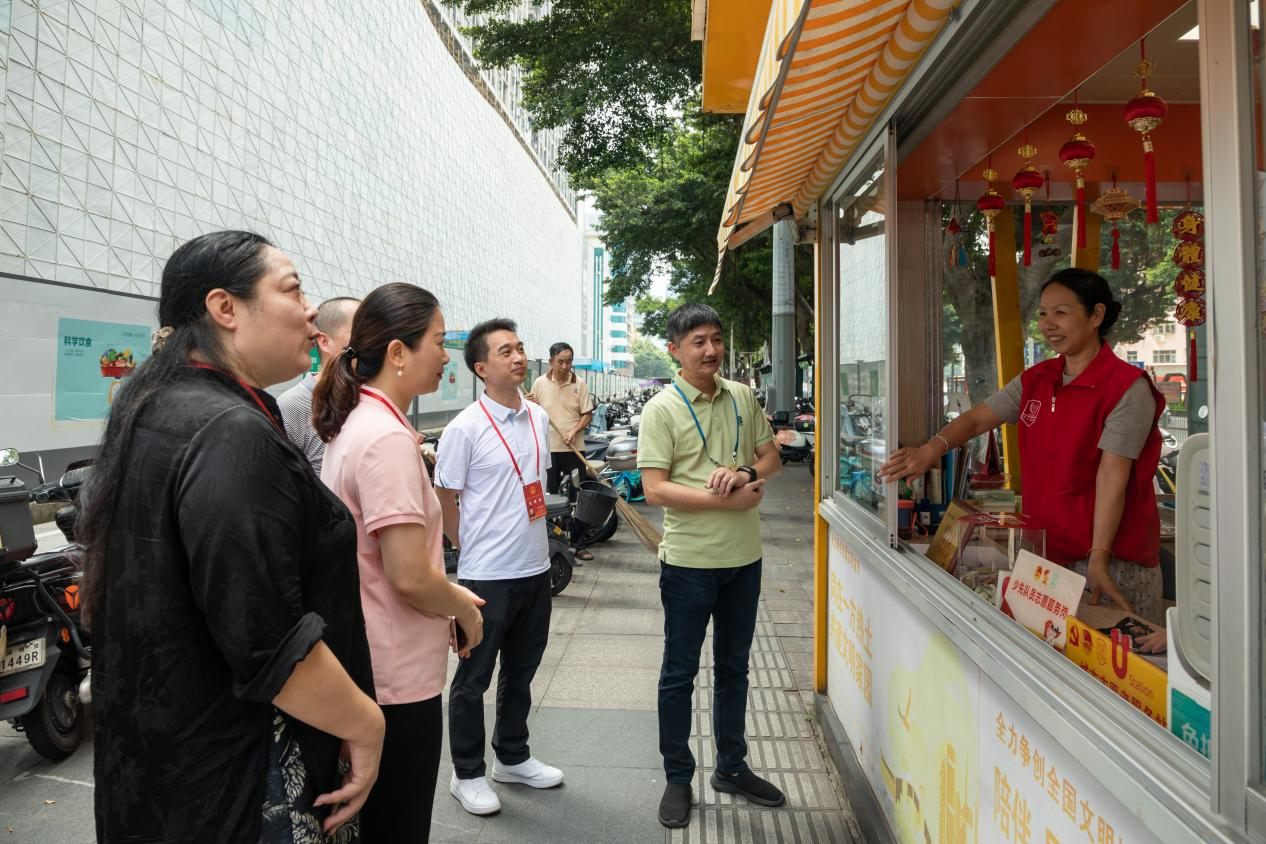 文明观察团实地走访西乡、航城，寻找城市“亮点”与“痛点”