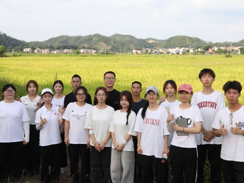 深职大“筑梦乡野突击队”赴和平县古寨镇开展社会实践