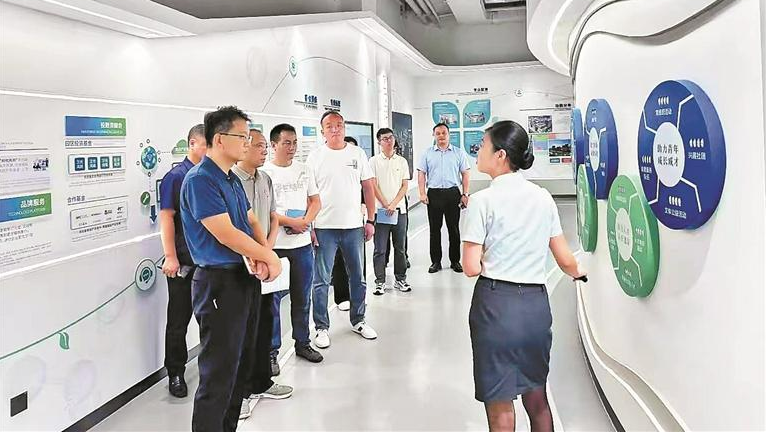 光明区“小个专”党委深入一线开展调研座谈